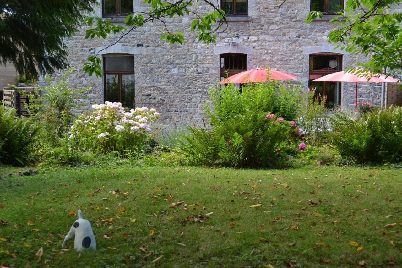Au Plaisir Hotell Hastiere-par-dela Exteriör bild