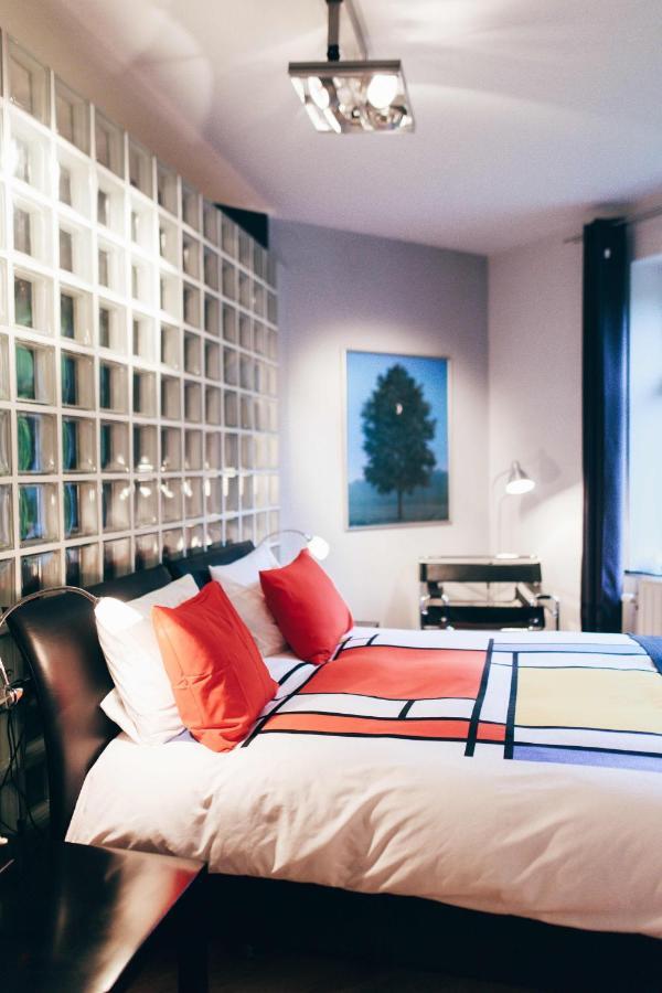 Au Plaisir Hotell Hastiere-par-dela Exteriör bild