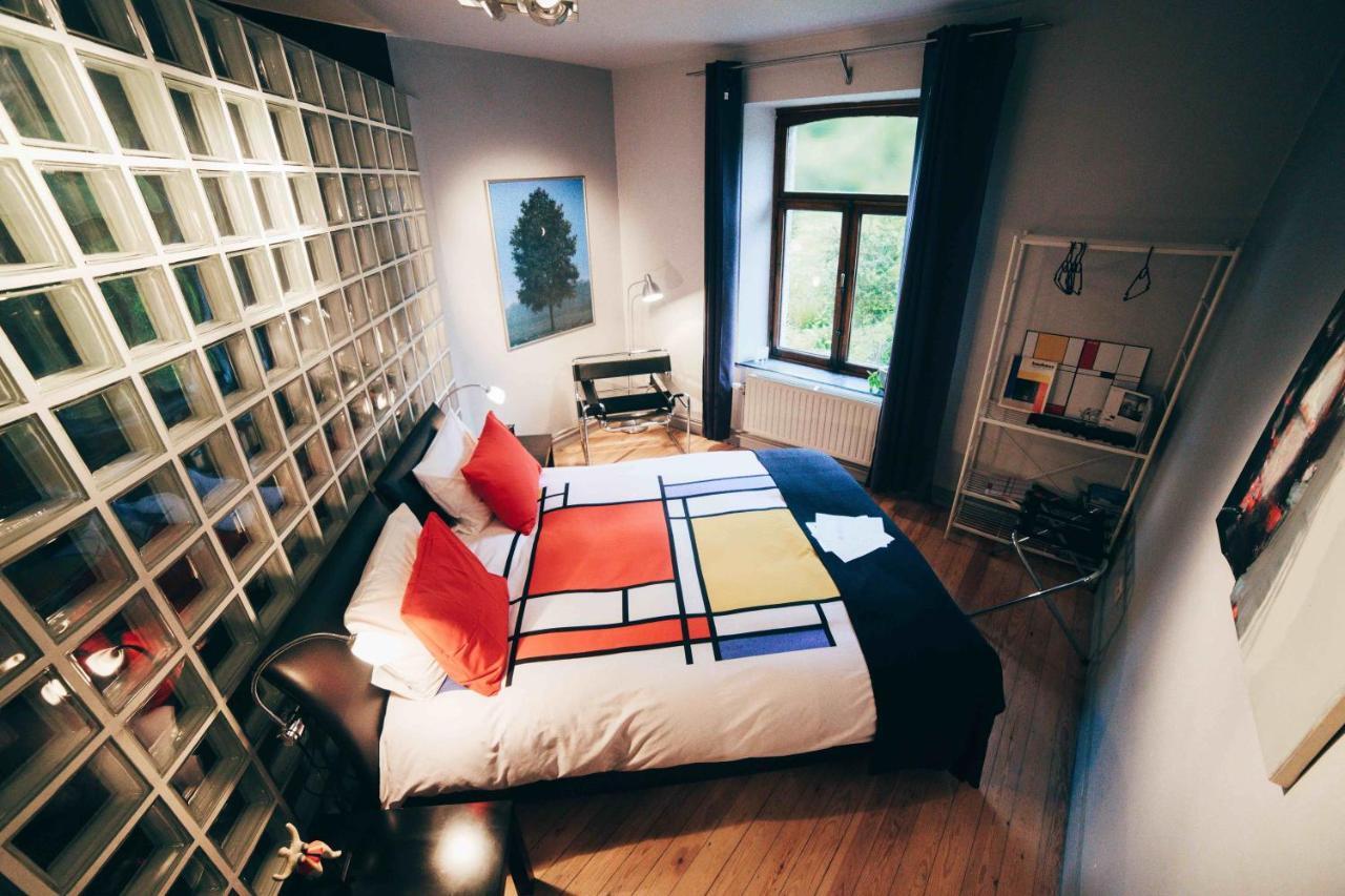 Au Plaisir Hotell Hastiere-par-dela Exteriör bild